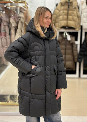 Чорний зимній Пуховик CHANEVIA