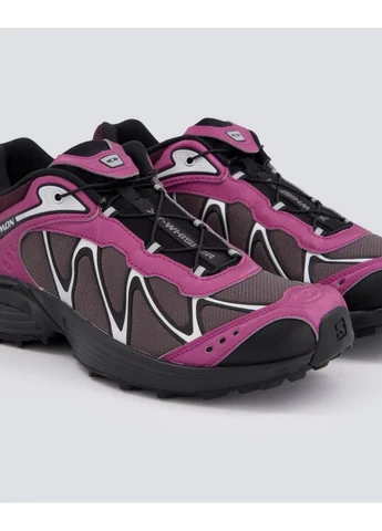 Розовые кроссовки xt-whisper iridescent pink l47795500 Salomon