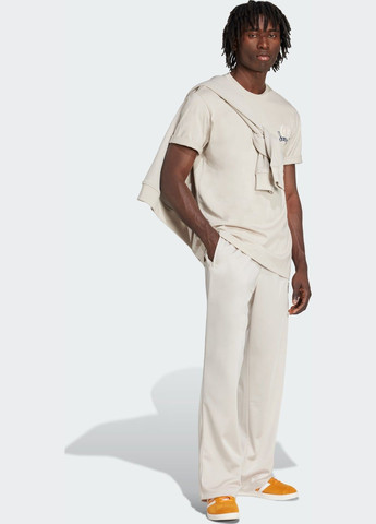 Бежева футболка loose adidas