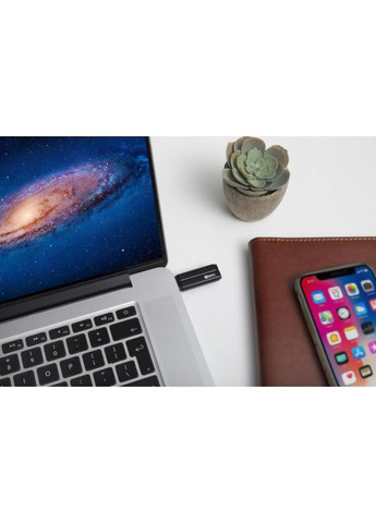 USB флеш накопичувач 32GB Black USB 2.0 (69262) MyMedia (356455344)