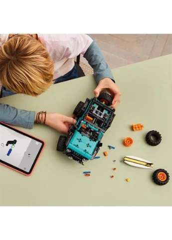 Конструктор Technic Внедорожник 723 детали Пластик 38х7х26 см Lego (389080533)