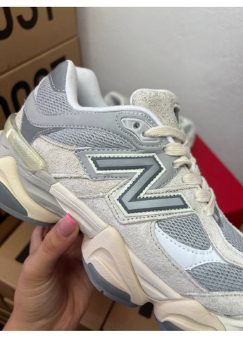 Светло-серые всесезонные кроссовки new balance 9060 light grey No Brand