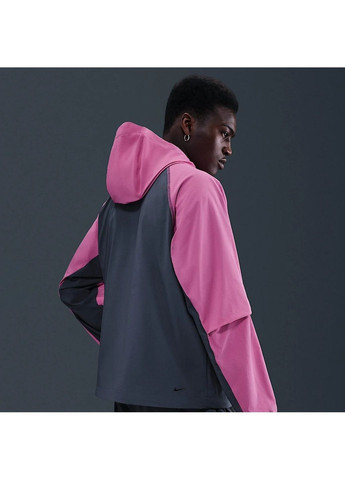 Чорна куртка чоловіча sw tech pink/black Nike