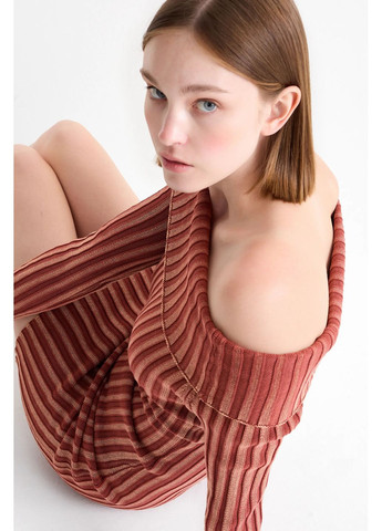 Коричневое кэжуал платье в рубчик C&A однотонное