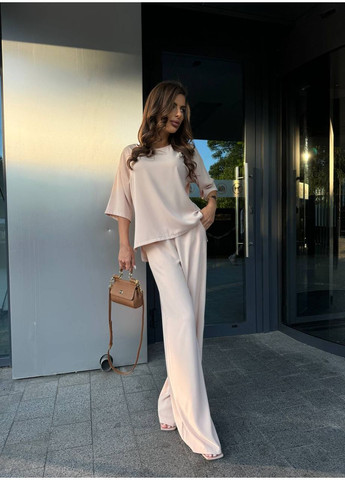 Стильна базова футболка Luna - (356672433)