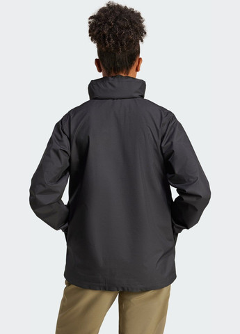 Чорна демісезонна куртка-дощовик multi essentials 2l adidas