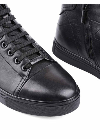 Черные осенние черевики MIRATON
