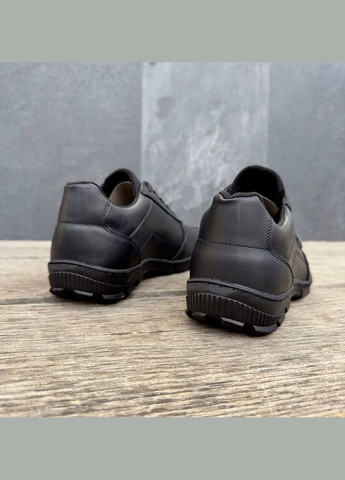 Черные демисезонные мужские кроссовки No Brand