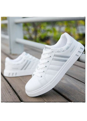 Белые всесезонные кроссовки No Brand