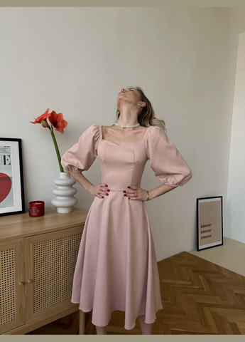 Бежева жіноча сукня Украина