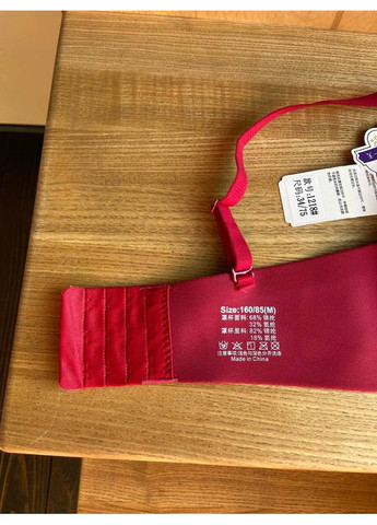 Бордовый бесшовный бюстгальтер с формованными чашками и поролон-корректором. No Brand