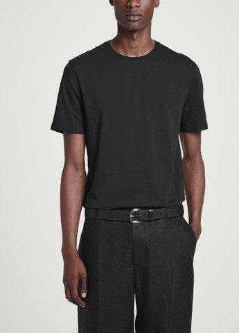 Чорна футболка Cos