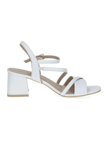 Белые босоножки 9-28300-44-102 размер Caprice