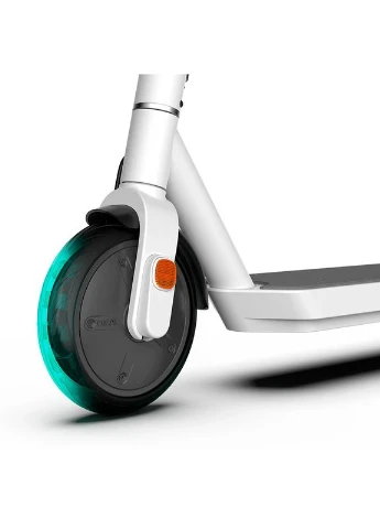 Електросамокат ES20-NEON White 9", 300(600)W, 9.8Ah, 40km, 25km\h, 20%, NFC, App, 16kg (ES20-W) OKAI (395928804)