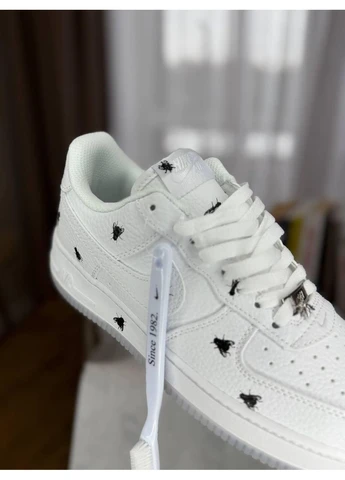 Білі кросівки чоловічі демісезон Nike Air Force 1 Low Houseflies Найк Аир Форс 1