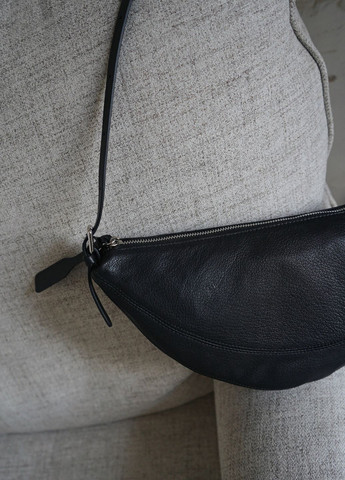 Шкіряна сумка через плече асиметричної форми One (372759024)