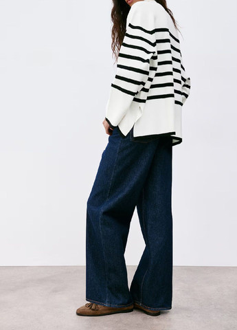 Белый демисезонный свитер H&M