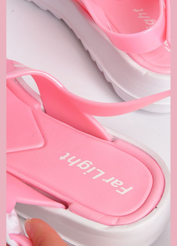 Босоніжки дитячі для дівчинки рожевого кольору Let's Shop (302713218)