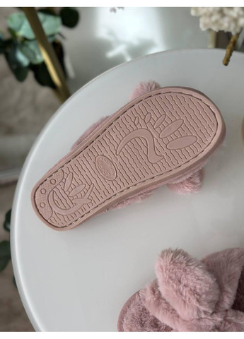 Розовые женские тапки розовые меховые с бантом / домашние тапочки розового цвета из мягкого искусственного меха / уютные женские тапочки No Brand