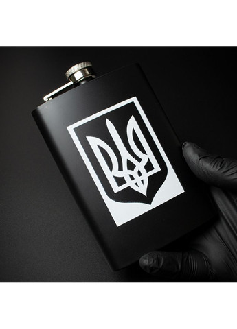 Подарунковий набір Фляга Білий герб України та чотири чарки і лійка No Brand (365820397)