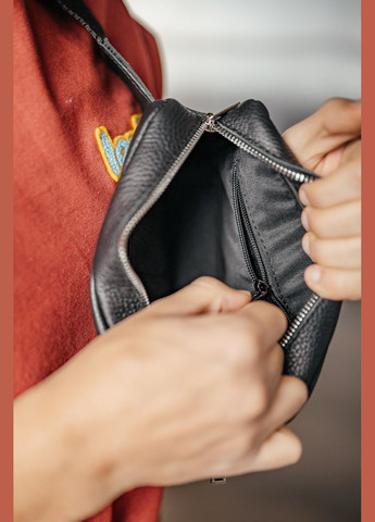 Чоловіча бананка, чоловіча сумка через плече з натуральної шкіри, містка чорна сумка на пояс No Brand (362177283)