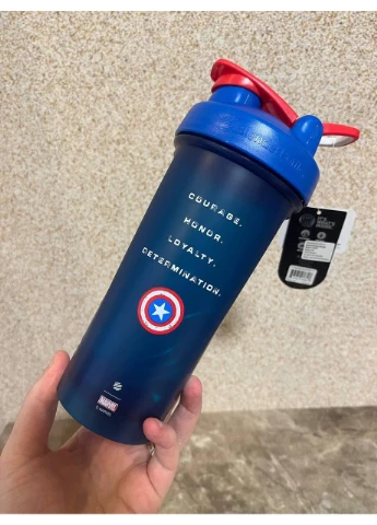 Спортивный шейкер BlenderBottle Classic Loop PRO 28oz/820ml Marvel Capitan Amerika (600557) (A-035293) Blender Bottle (362210607)