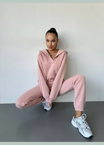 Жіночий спортивний костюм No Brand (303407659)