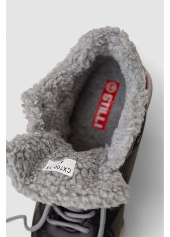 Цветные зимние кроссовки Stilli