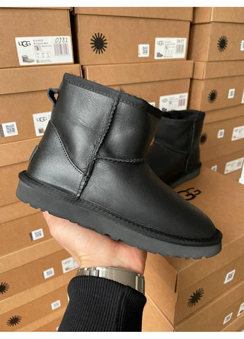 Уггі Чоловічі UGG Classic Mini Black Leather (Шкіра) (366196924)