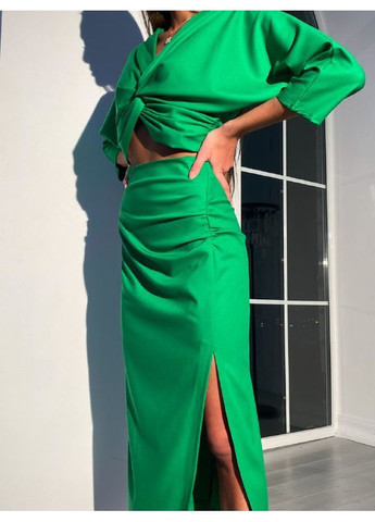 Костюм MON CHERY топ без рукавов и юбка меди с разрезом цвет трава milirud (366291350)