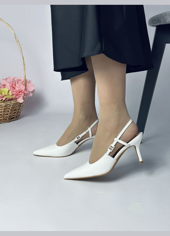 Білі стильні босоніжки слінгбекі лакові білі на підборах No Brand 2025 (328451032)