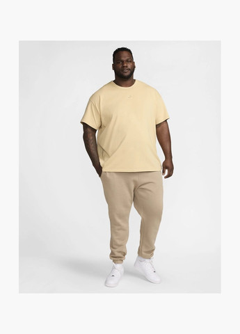 Бежева футболка чоловіча sw premium essential beige do7392-252 Nike