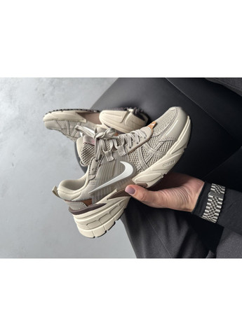 Кроссовки женские Nike V2K Runtekk Grey Brown | Найк В2К Рантекк серые демисезоны (372795578)