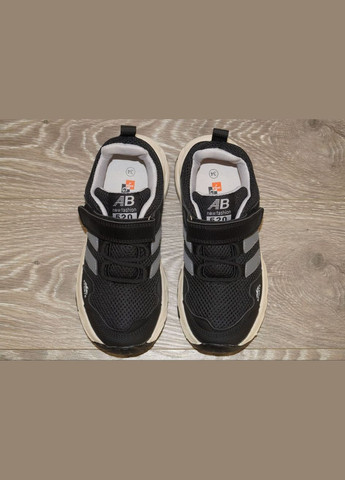 Чорні Осінні кросівки спортивні підліткові чорні Jong Golf Sports