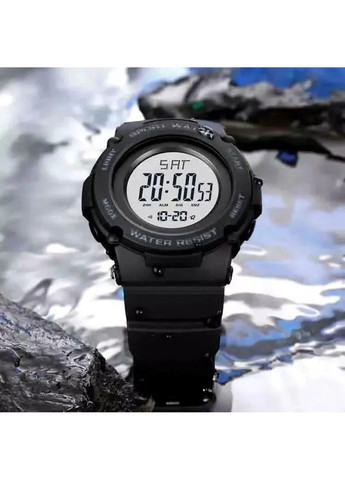 Спортивний наручний годинник 1957 (Чорний з білим циферблатом) Skmei (314483578)