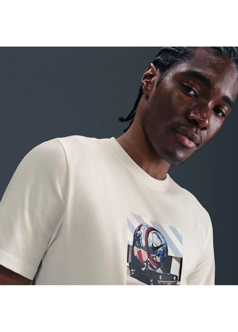 Бежевая футболка мужская total 90 beige Nike