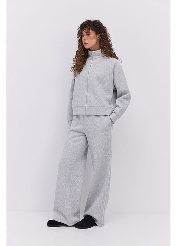 Жіночий спортивний костюм зимовий сірий з вишивкою That girl Arjen (370602225)