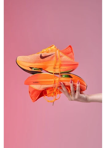 Оранжевые демисезонные кроссовки мужские nike air zoom alphafly orange найк аир зум оранжевые No Brand