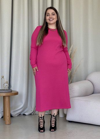 Рожева повсякденний довга демісезонна сукня в рубчик з розрізом ззаду сукня-світшот Merlini однотонна