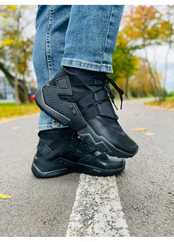 Черные летние кроссовки nike huarachi gripp zip treple black найк хуарачи No Brand