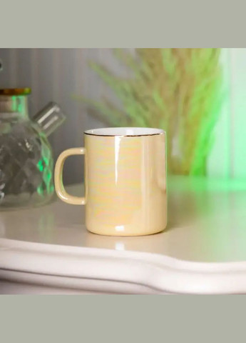Чашка фарфоровая Glaze 420мл в зеркальной глазури Желтый HPCYM0763Y Happy Life (365746932)