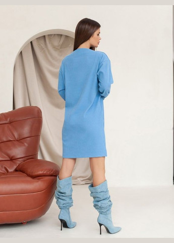 Голубое повседневный голубое свободное платье с накладным карманом ISSA PLUS однотонное