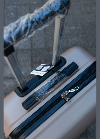 Валіза пластикова 147 Unlimited великий L, колір чорний Wings 147UNL (343339803)