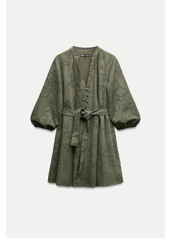 Оливкова (хакі) поплінова сукня з прорезиненою вишивкою Zara