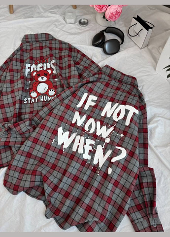 Серо-красная кэжуал рубашка с надписями Adelante