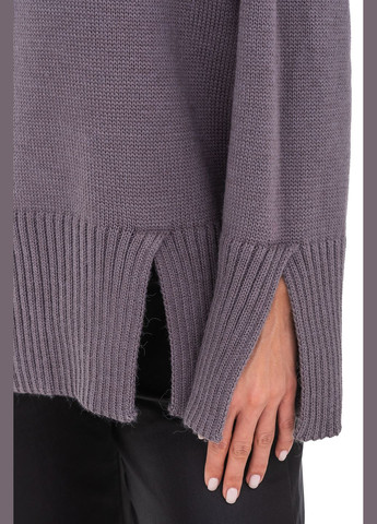 Сірий жіночий в'язаний светр з розрізами на рукавах та полиці SVTR