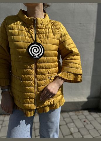 Желтая демисезонная куртка FLY