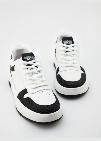Білі кросівки чоловічі URBAN TRACE