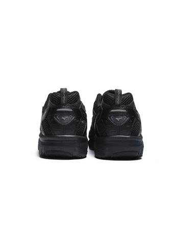 Черные демисезонные кроссовки mxr black d1ga245124 Mizuno