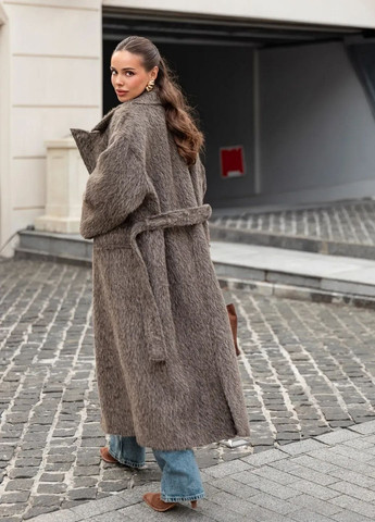 Темно-бежевое зимнее Пальто оверсайз Hot Fashion